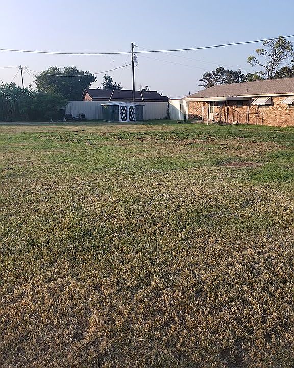 2nd image of 13672 Saint James Rd