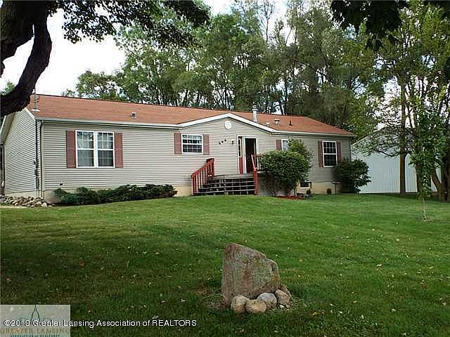 1st image of 658 W Vermontville Hwy