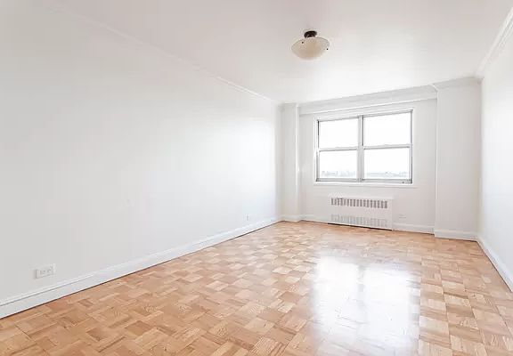 4th image of 3530 Henry Hudson Pkwy Penthouse A