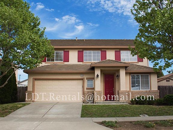 Beatiful 2 Story 3Br/2.5Ba + Loft