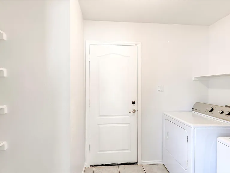 191 Beech Dr — Photo 28