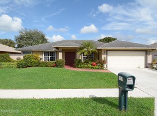 109 Elysium Dr, Royal Palm Beach, FL 33411