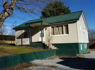 176 French St, Bluewell, WV 24701