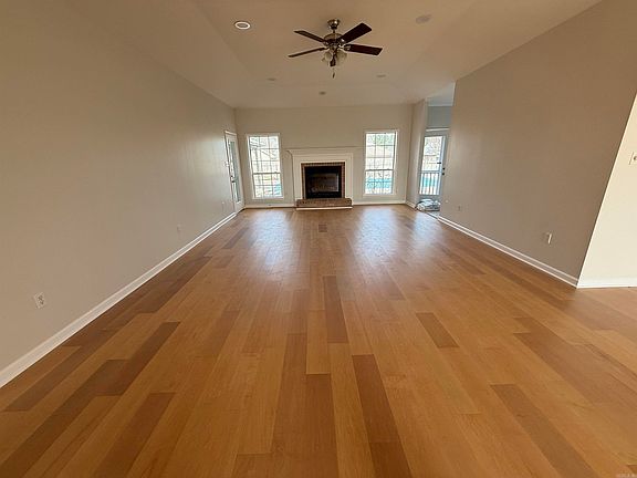 2nd image of 137 Grizzly Bear Dr