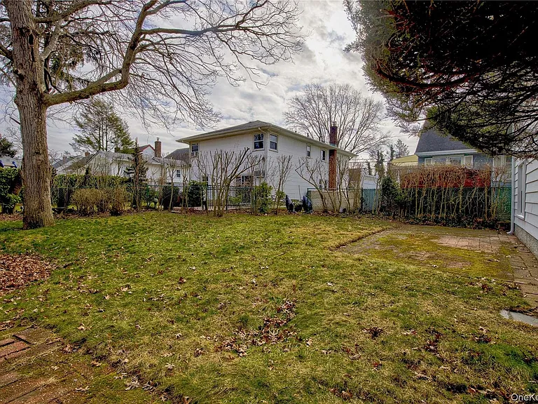 207 Catherine Ave — Photo 21