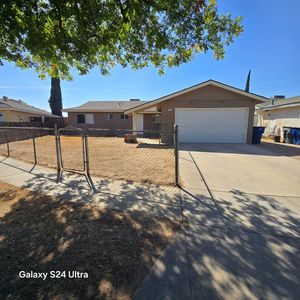 2558 S Backer Ave, Fresno, CA, 93725