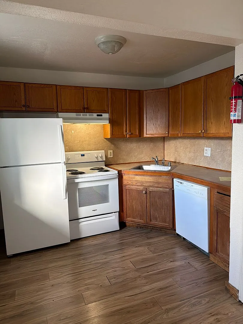 225 N Park Street - CDY — Photo 1