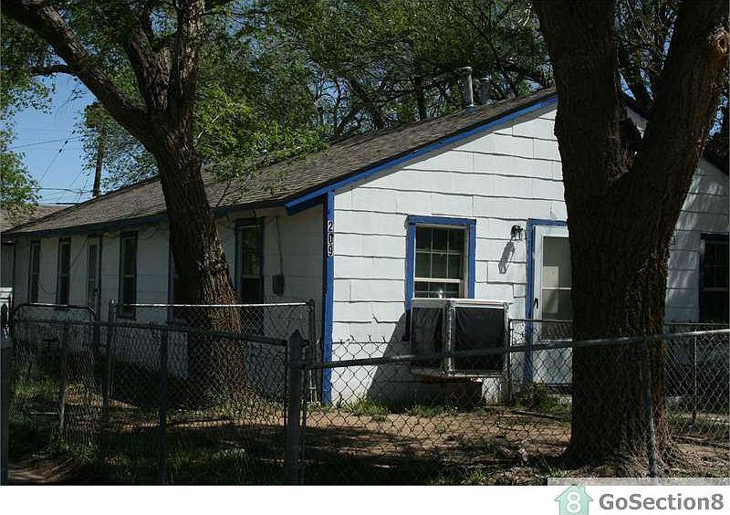 2nd image of 209 S Rusk St APT A