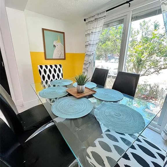 2173 Riviera Dr — Photo 13