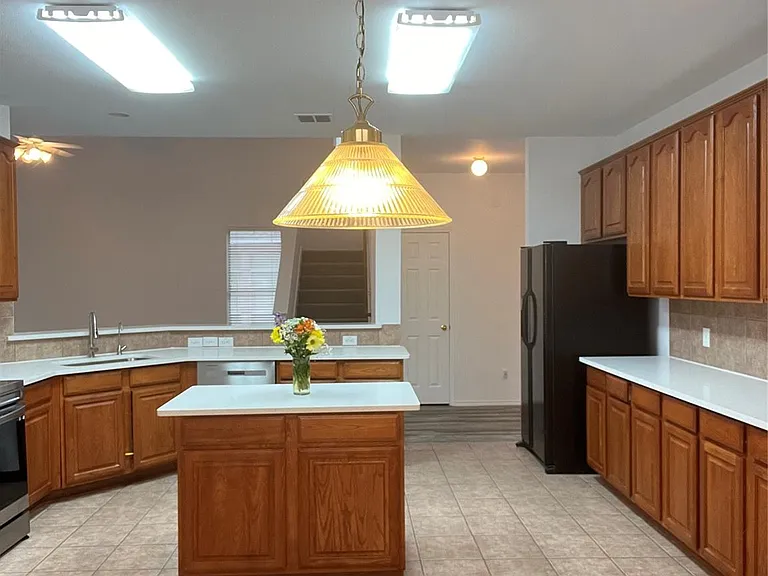 1309 Heather Brook Dr — Photo 19