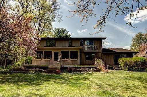 1st image of 1237 Lincolnshire Ln
