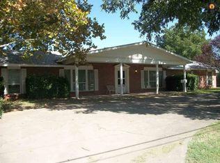 1402 W Riverside Dr, Carlsbad, NM 88220