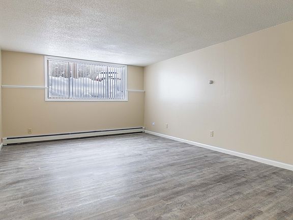 2nd image of 206 S 4th Ave W #112