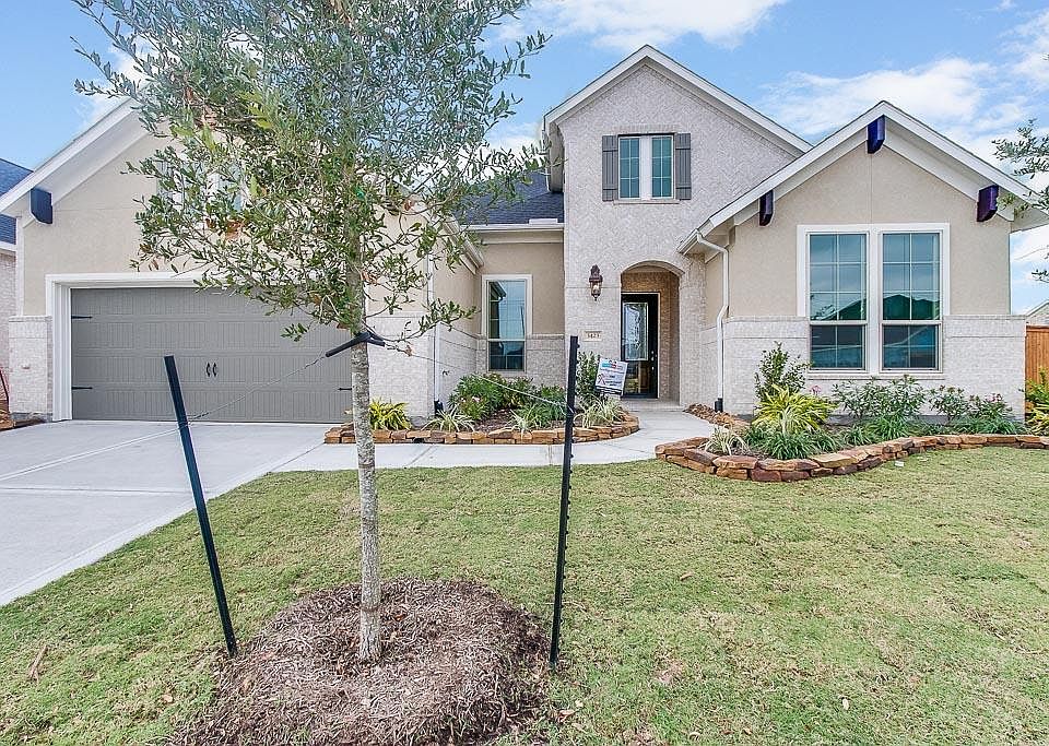 1st image of 3423 Dover Valley Dr