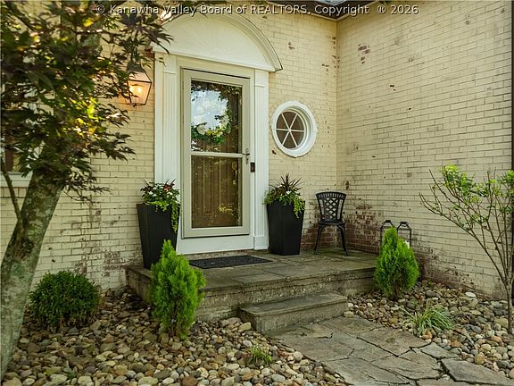 4th image of 1508 Thomas Cir