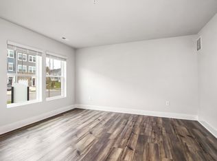 7562 Kemp Ln, Frederick, MD 21702