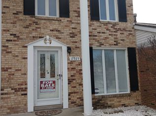 17925 Rudgate St, Southgate, MI 48195