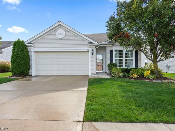 9436 Harvard Dr, North Ridgeville, OH 44039