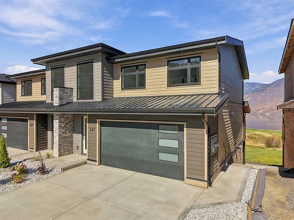 3rd image of 38 Rue Cheval Cir #327