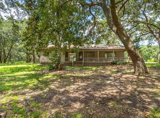 112 Hinton St, Lanark Village, FL 32323