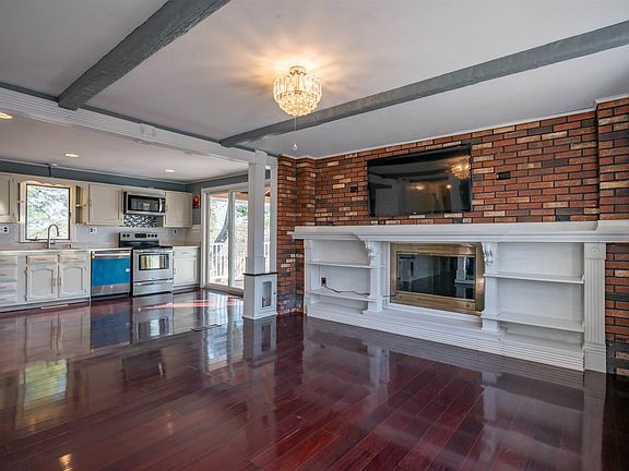 5th image of 7 Revere Street