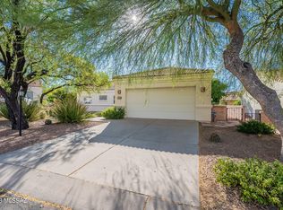 1545 N Canyon Wren Pl, Green Valley, AZ 85614