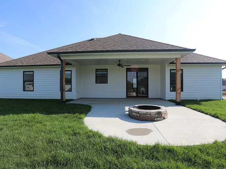 4605 Chambers Bay Dr — Photo 4