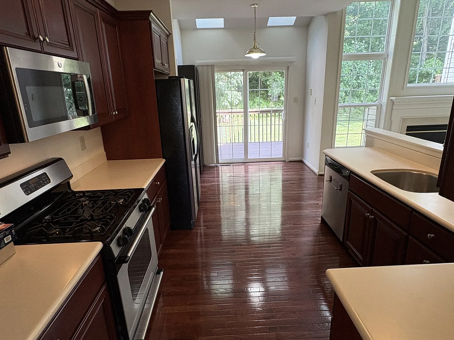 157 Madison Way - 1 — Photo 2