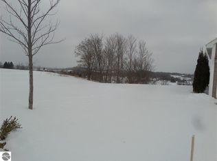 2600 W Crown Dr, Traverse City, MI 49684