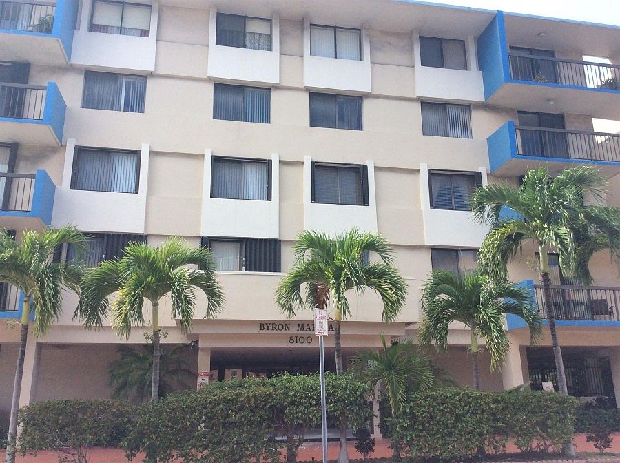 1st image of 8100 Byron Ave APT 405