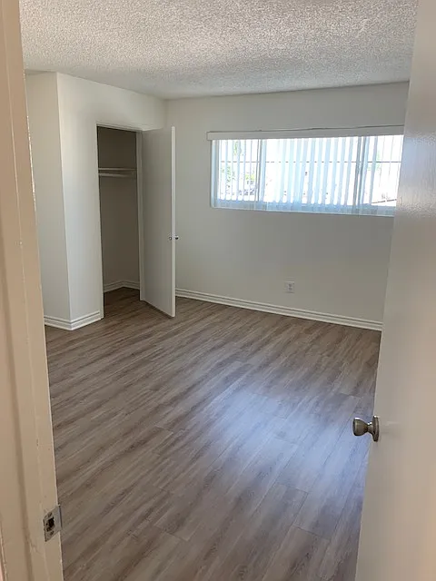 Park Cerritos Apartments — Photo 4