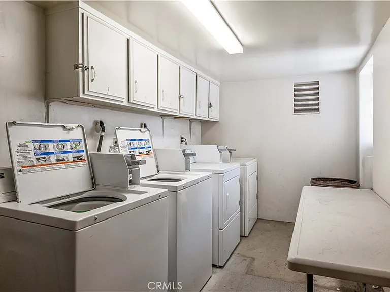 972 W 14th St #3 — Photo 22