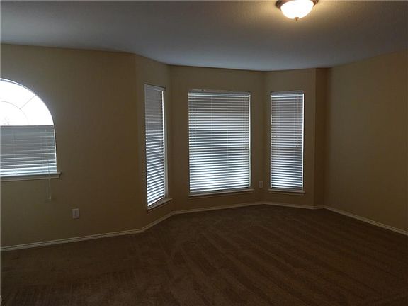 5th image of 2801 Carolina Drive