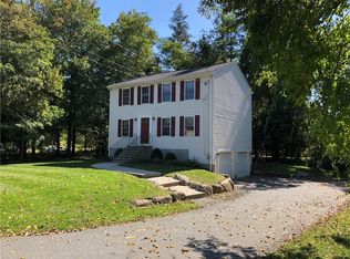 10 Fiske Ave, Cumberland, RI 02864