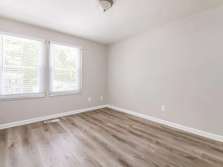 415 Belmellen Ct — Photo 16