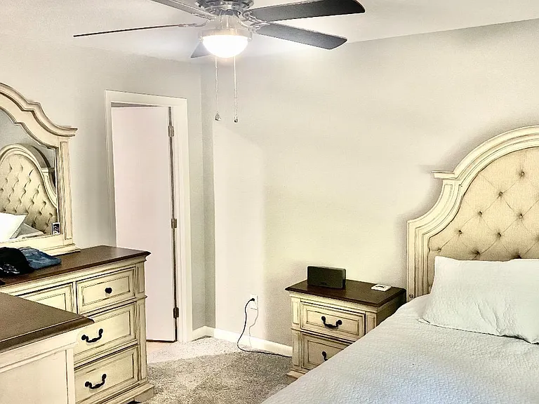 Master Bedroom 11' 10" x 11'