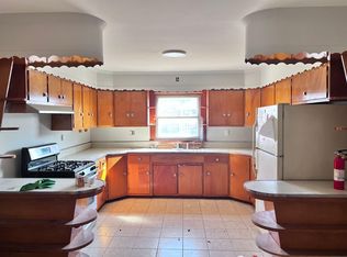 2 Coolidge Ave FLOOR 1, Carteret, NJ