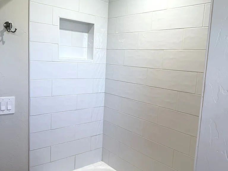 426 S Stratford Dr — Photo 23
