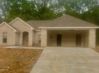 241 Hemingway Cir, Canton, MS 39046