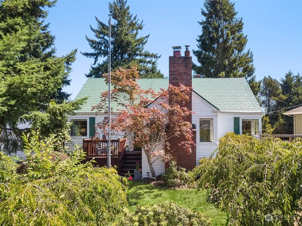 10620 39th Avenue SW, Seattle, WA 98146