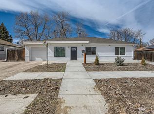 1251 Scranton St, Aurora, CO 80011