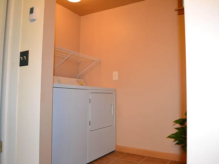 418 S 5th St #2 — Photo 10