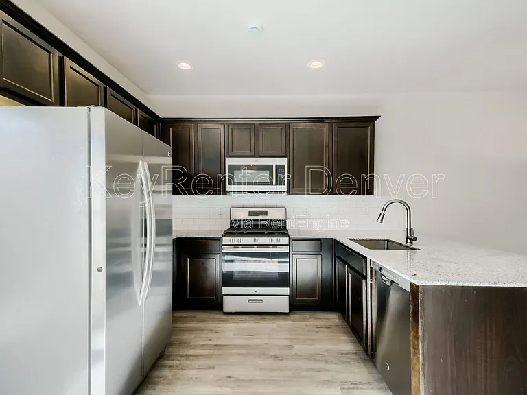 13630 Garfield St #D — Photo 3