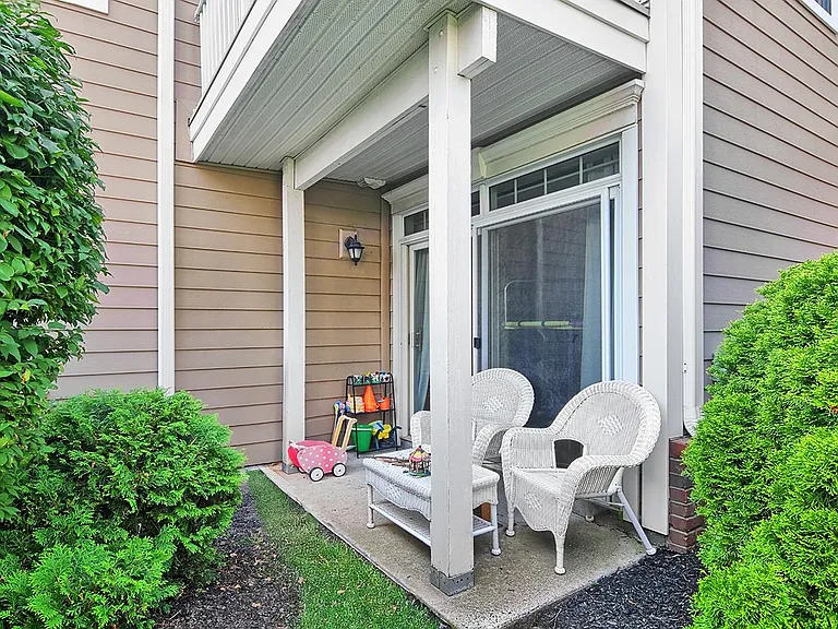 476 Buffalo Ct — Photo 20