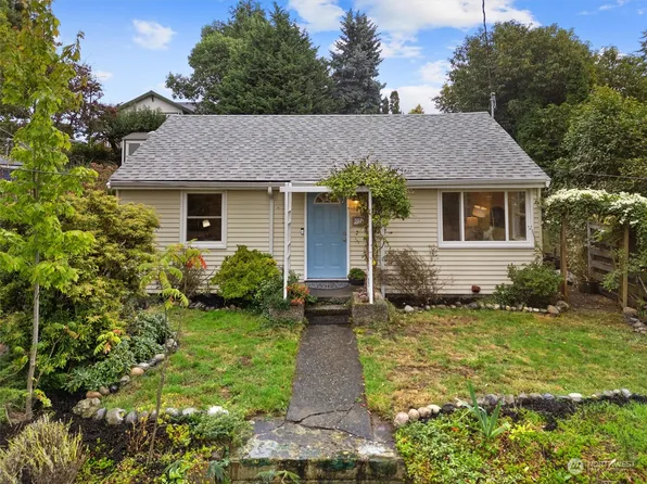 9224 14th Avenue SW, Seattle, WA 98106
