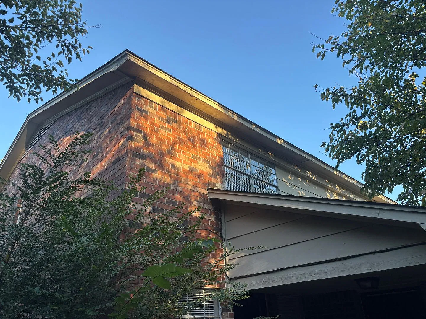 Welcome to 3774 Hyacinth Dr! — Photo 3