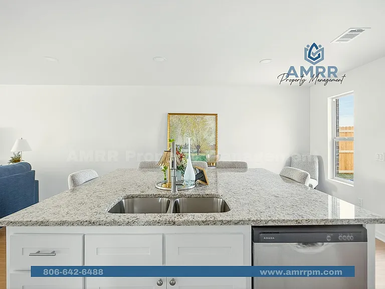 1404 Sioux Pl — Photo 9