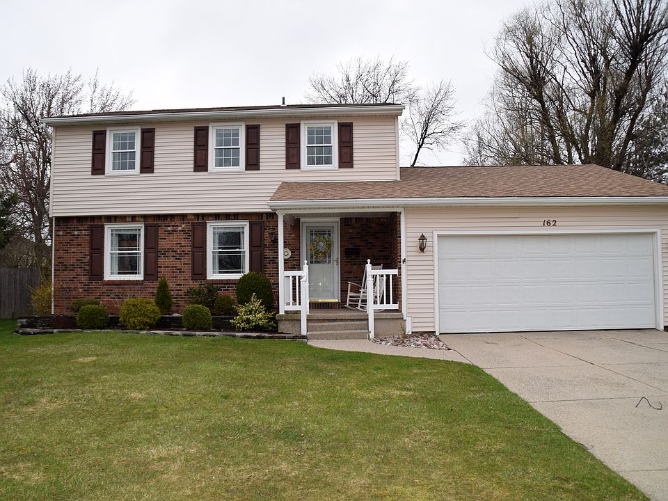 1st image of 162 Pin Oak Dr