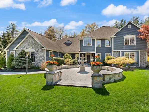 47 Symphony Dr, North Easton, MA 02356