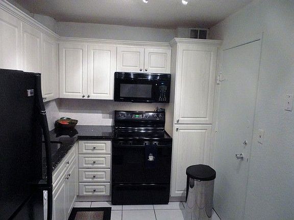 4th image of 5005 Collins Ave APT 1007